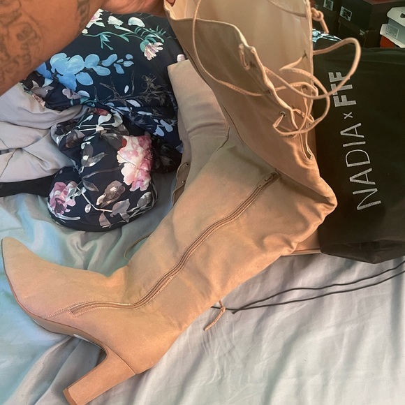 Plus size thigh high boots - Picture 3 of 4